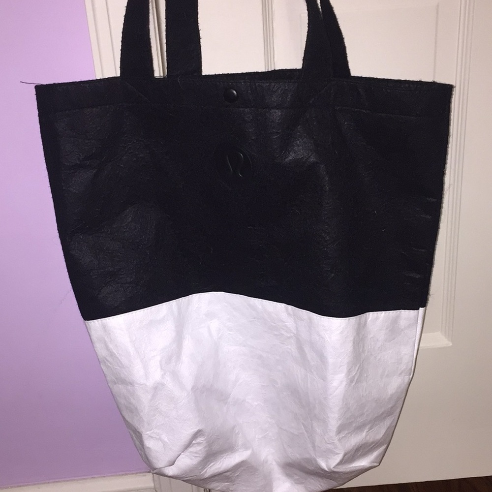 Black & White Lulu Lemon Tote
